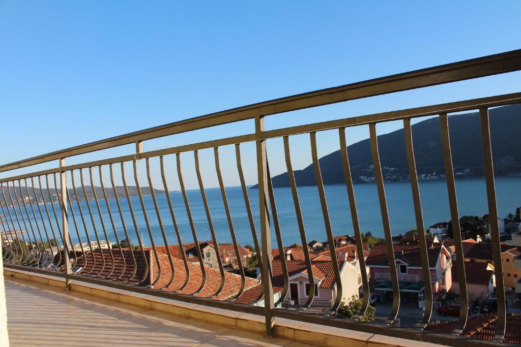 Adriana Apartments Herceg Novi Quarto foto